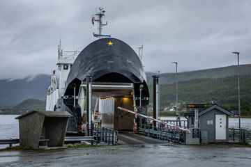 _79A2212-hansnas-lautta.jpg