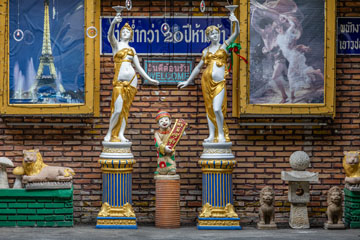 _79A3808-some-hotel-entrance.jpg